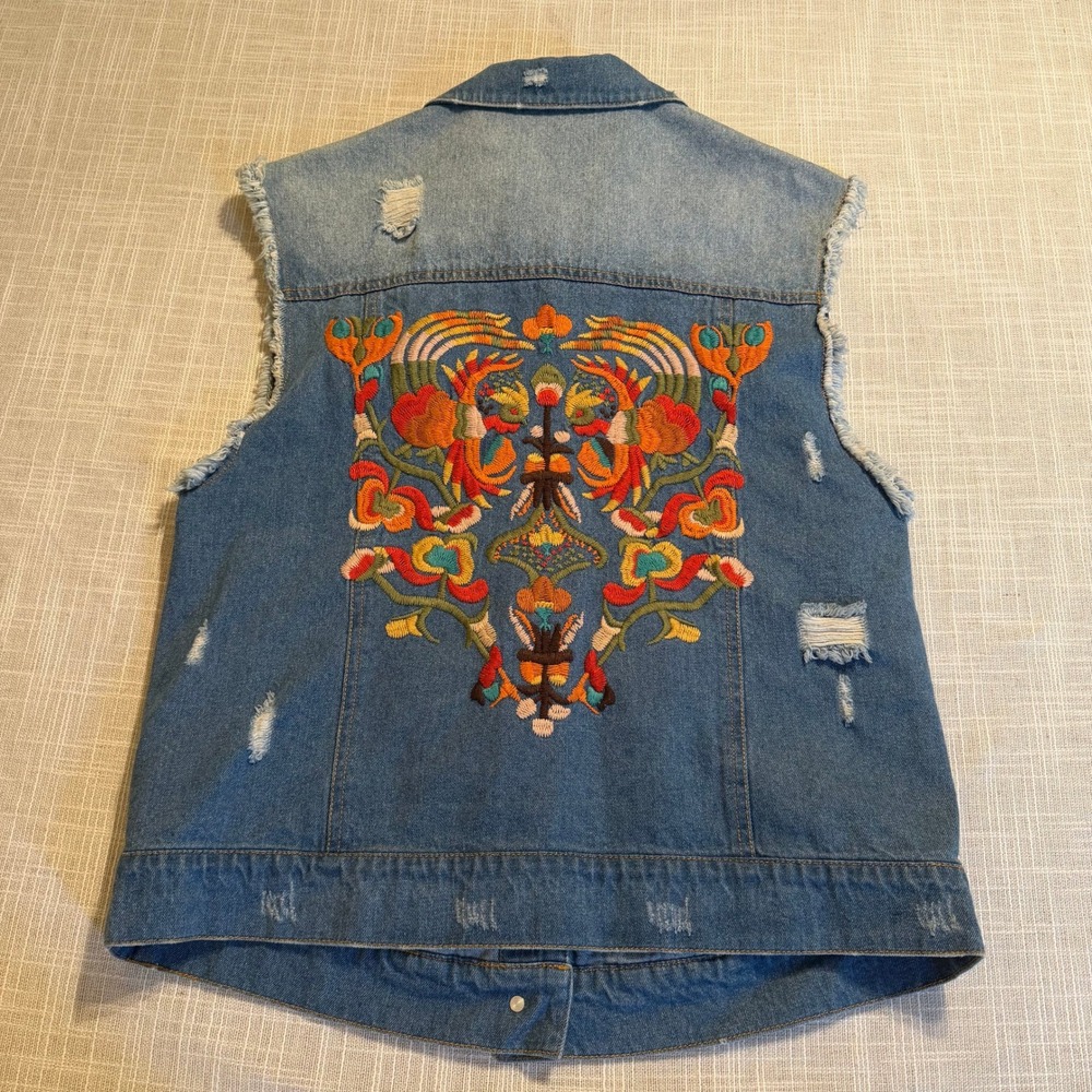 Ivy Jane Distressed Denim Vest Womens Small Blue Embroidered Boho Raw Hem Cotton